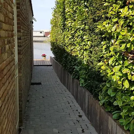 Prachtig Vrijstaand Aan Het Water Apartment